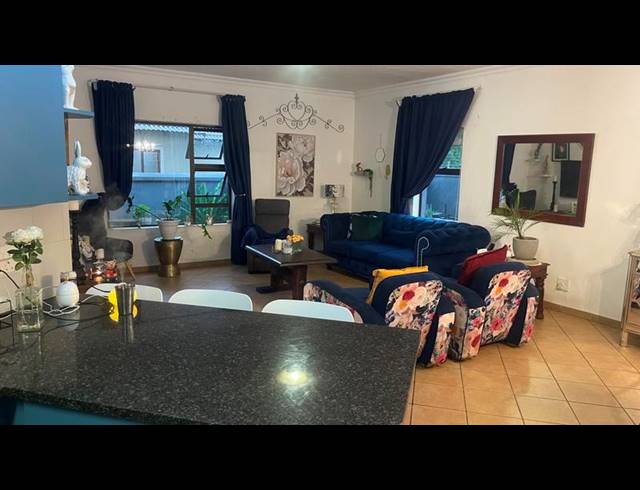 3 BEDROOM HOUSE FOR SALE IN RASLOUW MANOR